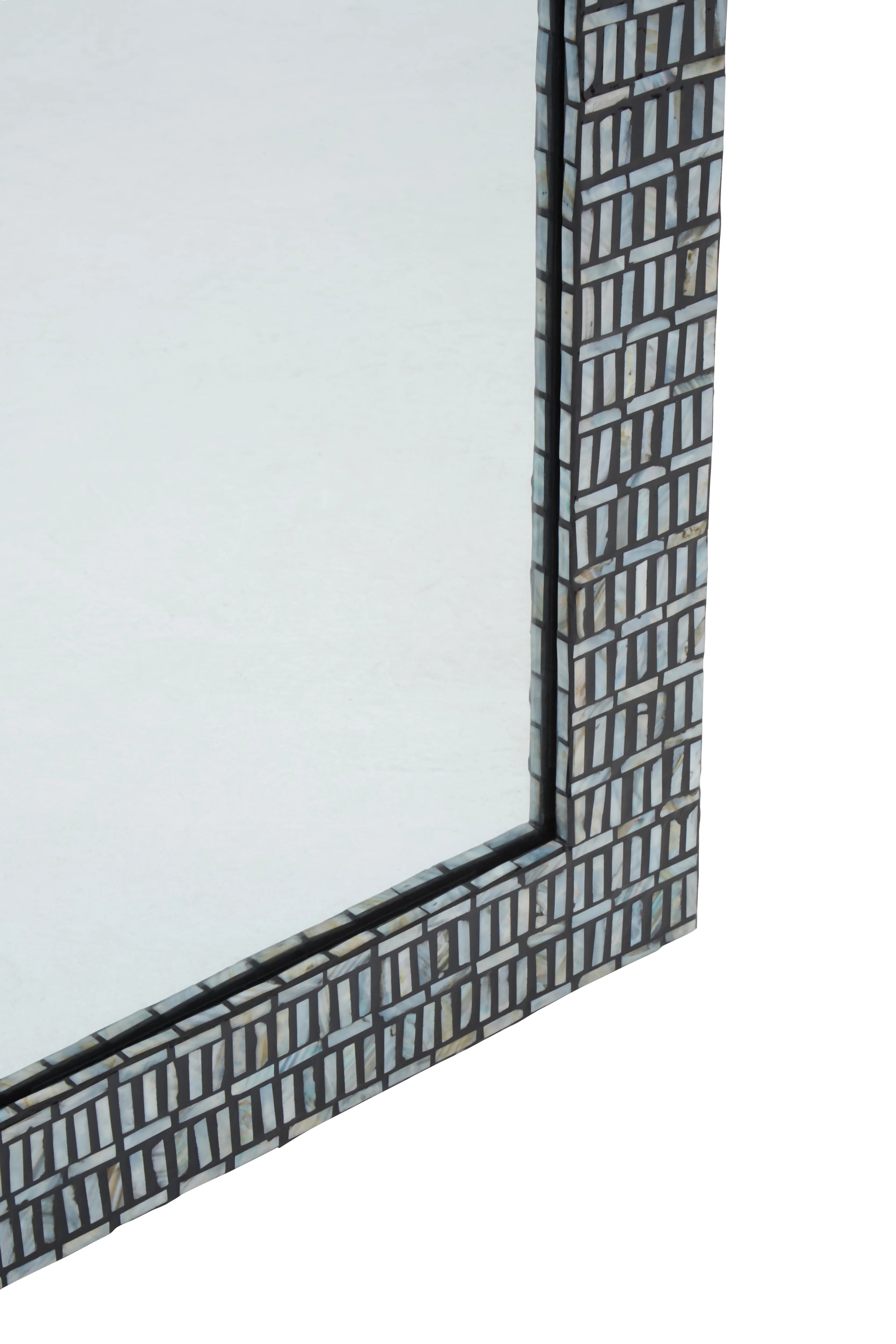 Kakuda Seashells Mosaic Frame Wall Mirror